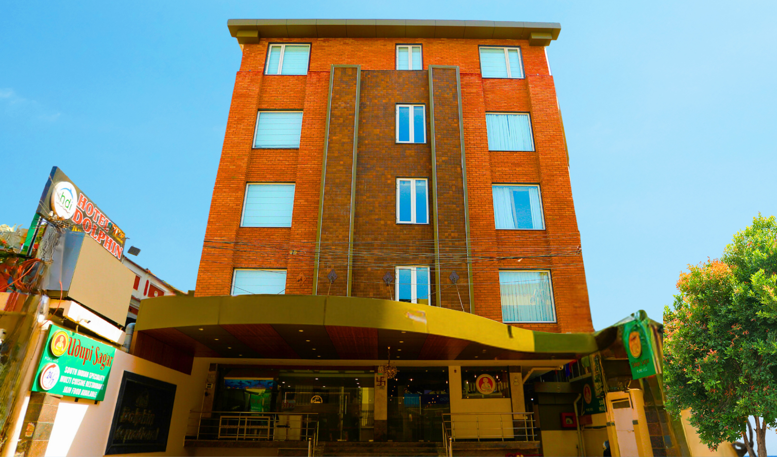 Hotel Dolphin International